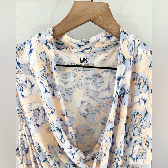 French Connection Blue & Orange Floral Wrap Front Knit Dress Size Medium - Picture 4 of 6